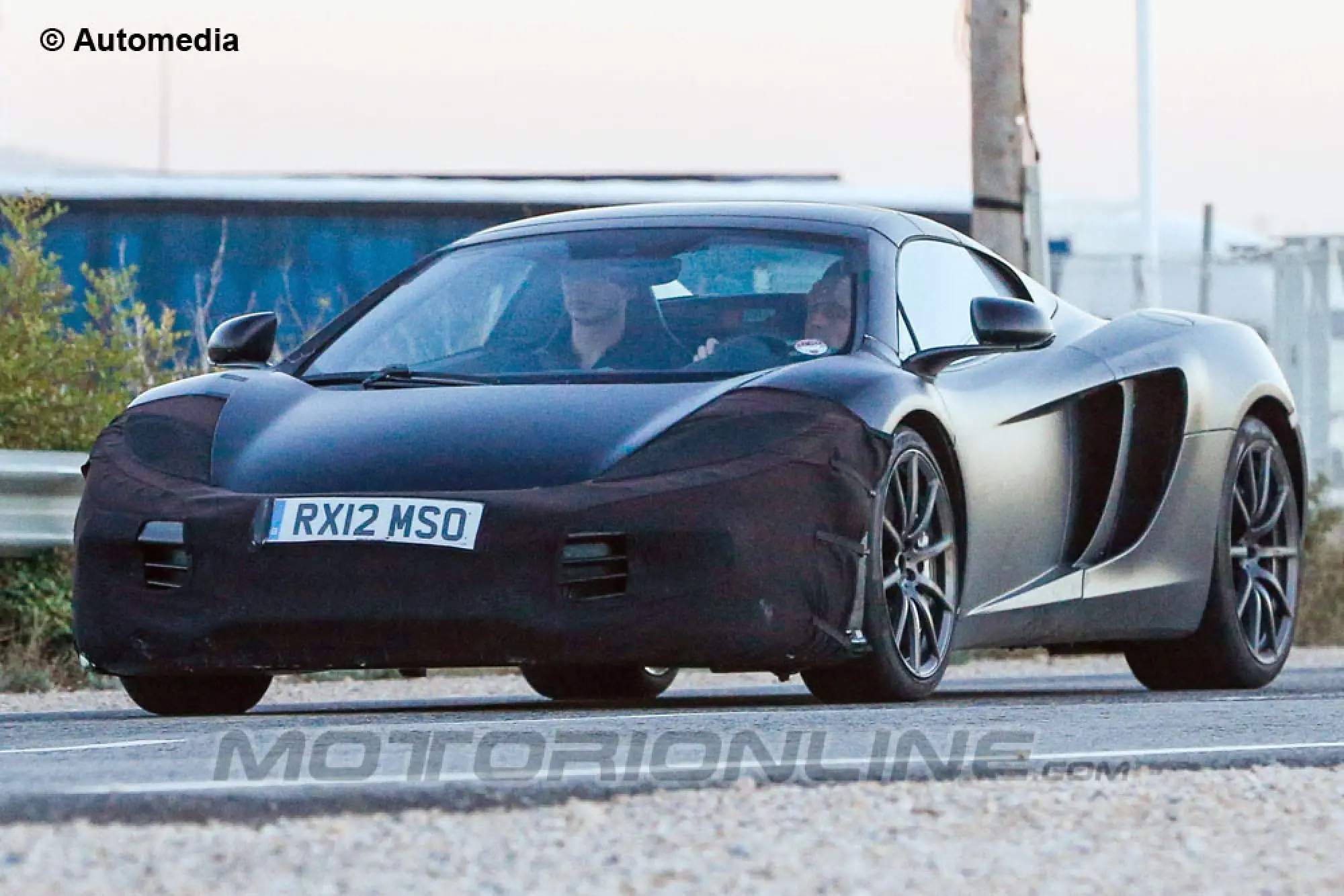 McLaren P13 - Foto spia 10-12-2013 - 1
