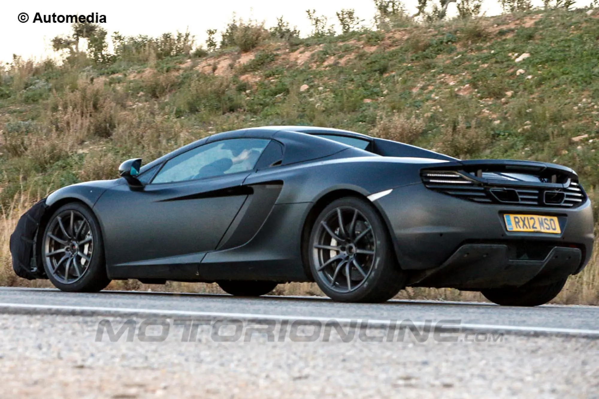 McLaren P13 - Foto spia 10-12-2013 - 4