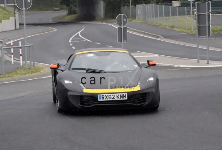 McLaren P13 - Foto spia 27-07-2013 - 1
