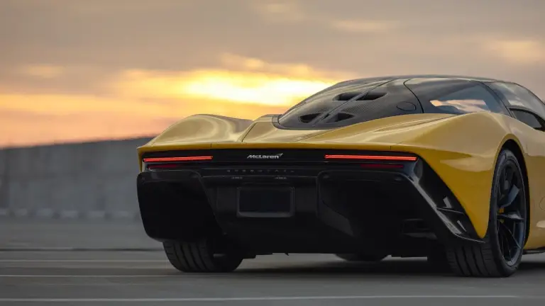 McLaren Speedtail 2020 asta - Foto - 3