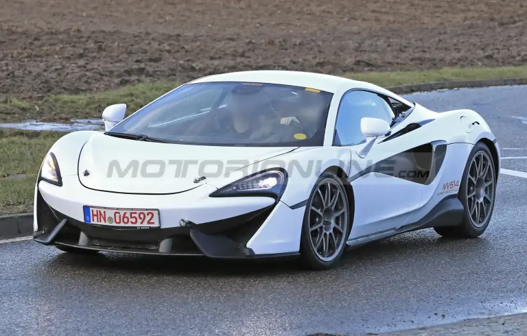 McLaren Sports Series 2021 - Foto spia 07-02-2020 - 3