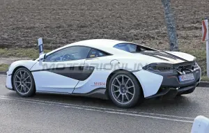 McLaren Sports Series 2021 - Foto spia 07-02-2020 - 8