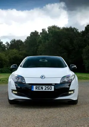 Mégane Renaultsport 250 - 11