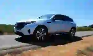 Mercedes EQC400 - test drive autonomia