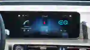 Mercedes EQC400 - test drive autonomia