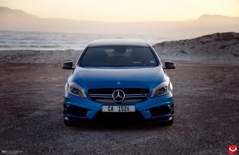 Mercedes A 45 AMG Blue Magic - 10