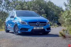 Mercedes A 45 AMG Blue Magic - 22