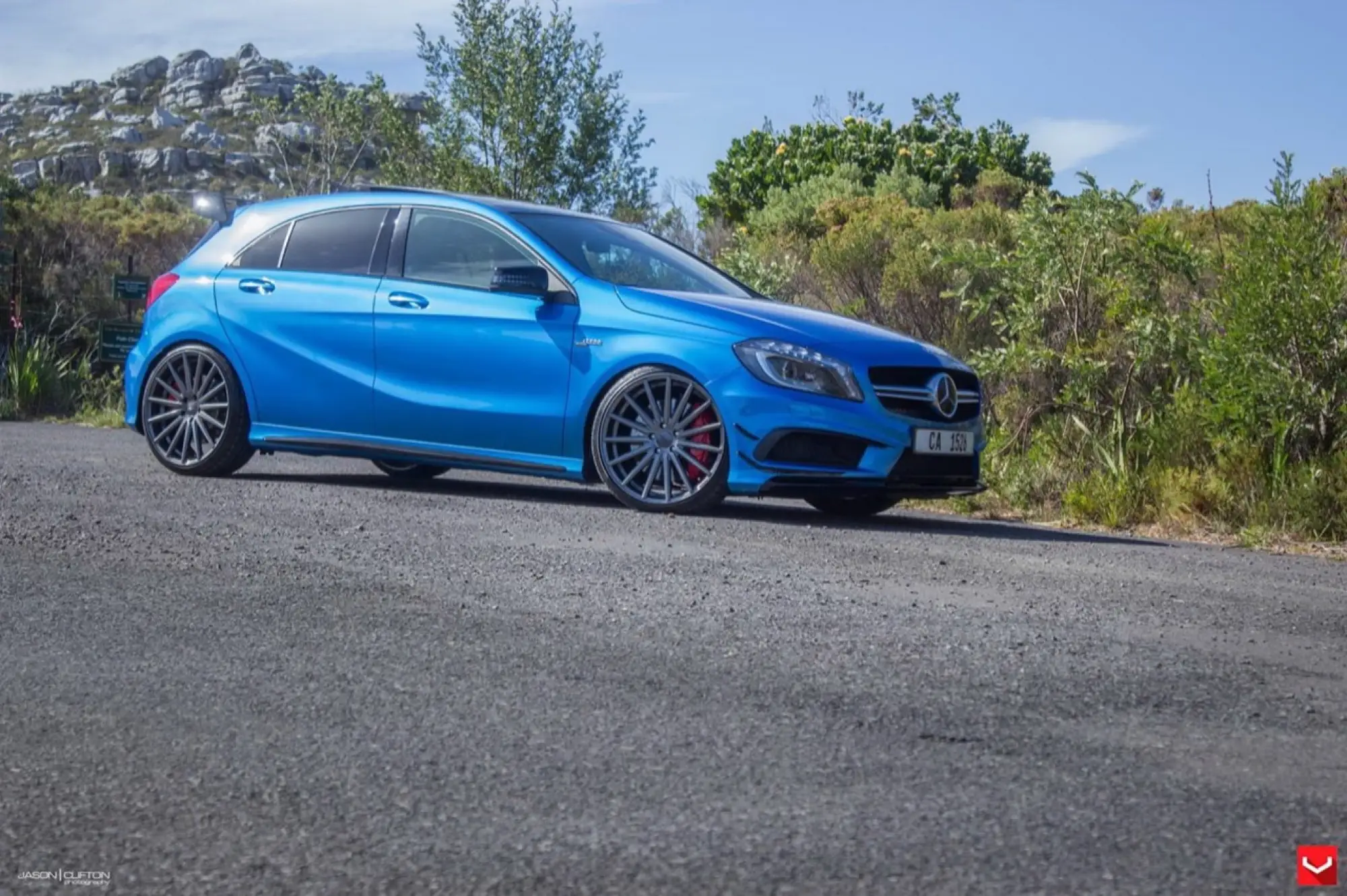 Mercedes A 45 AMG Blue Magic - 24