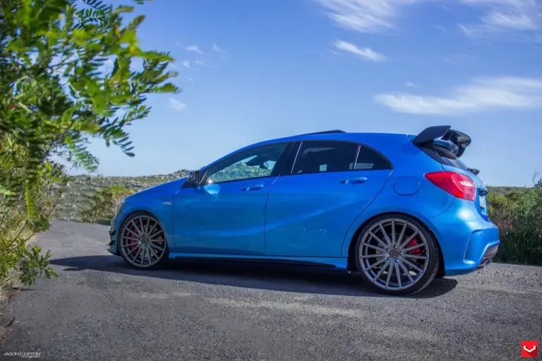 Mercedes A 45 AMG Blue Magic - 26