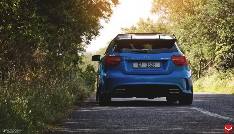 Mercedes A 45 AMG Blue Magic - 33