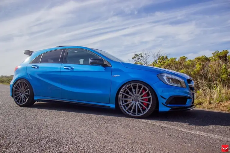 Mercedes A 45 AMG Blue Magic - 38