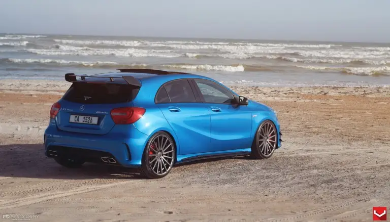 Mercedes A 45 AMG Blue Magic - 47