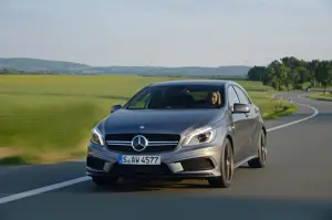 Mercedes A 45 AMG