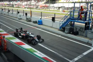 Mercedes - a Monza un week end da campioni accompagnati dalla nuova CLA - 3