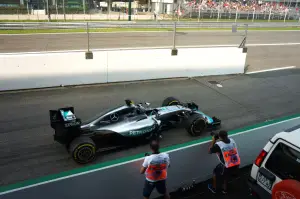 Mercedes - a Monza un week end da campioni accompagnati dalla nuova CLA - 30