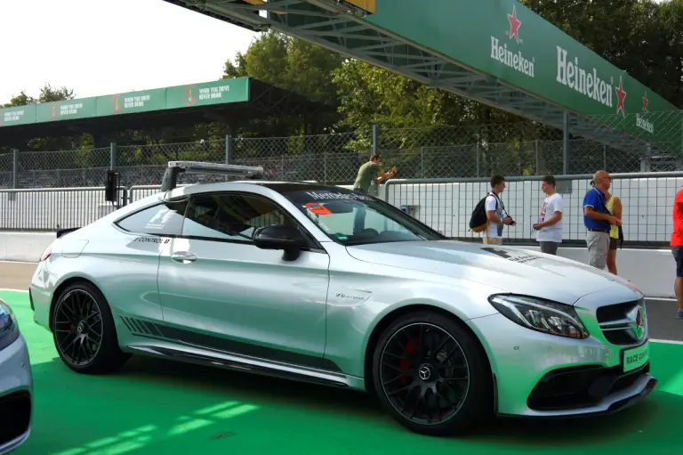Mercedes - a Monza un week end da campioni accompagnati dalla nuova CLA - 67