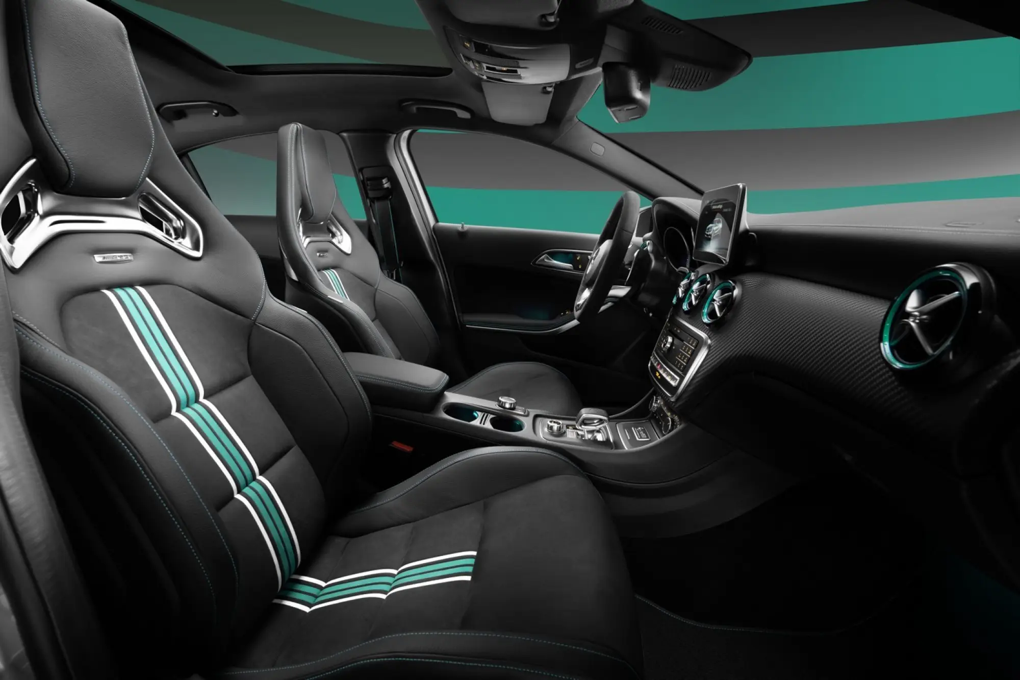 Mercedes A45 AMG Petronas 2015 World Champion Edition - 3