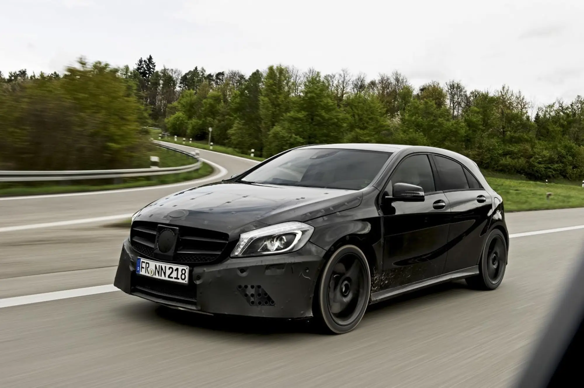 Mercedes A45 AMG teaser - 5