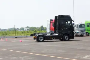 Mercedes Actros - Evento Shaping Future Transportation 10-06-2015