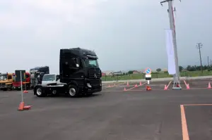 Mercedes Actros - Evento Shaping Future Transportation 10-06-2015