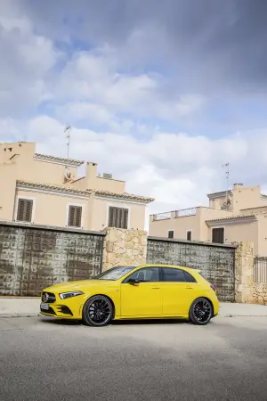 Mercedes-AMG A 35 2018 - 36