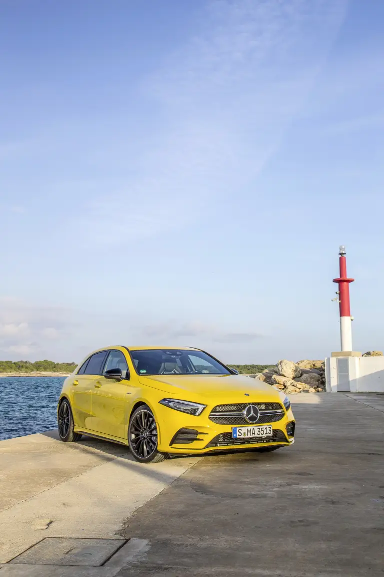 Mercedes-AMG A 35 2018 - 47