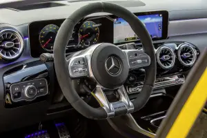 Mercedes-AMG A 35 2018 - 54