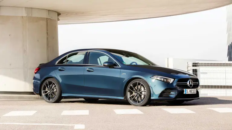 Mercedes-AMG A 35 berlina - 7