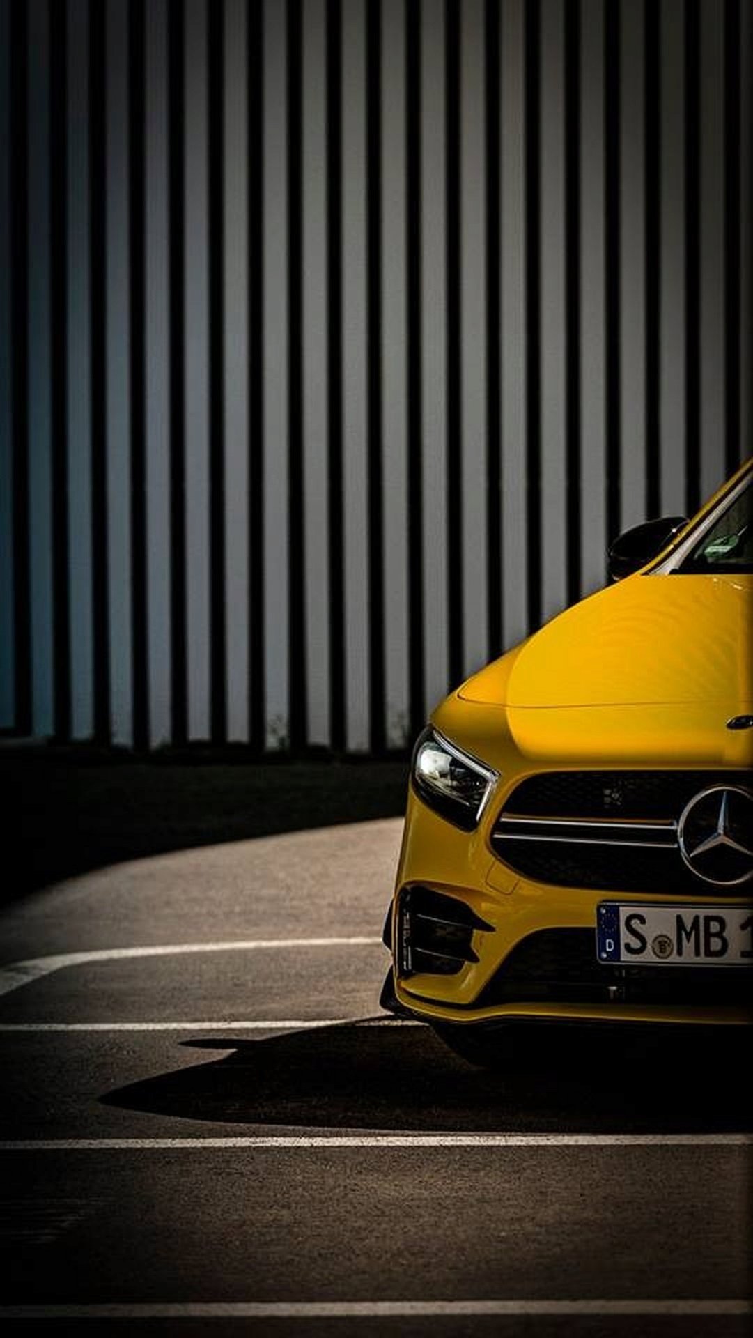 Mercedes-AMG A 35 - Teaser