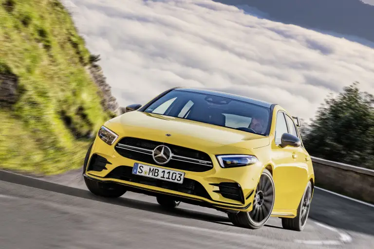 Mercedes-AMG A 35 - 13