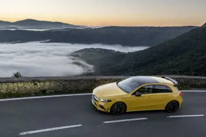 Mercedes-AMG A 35 - 26