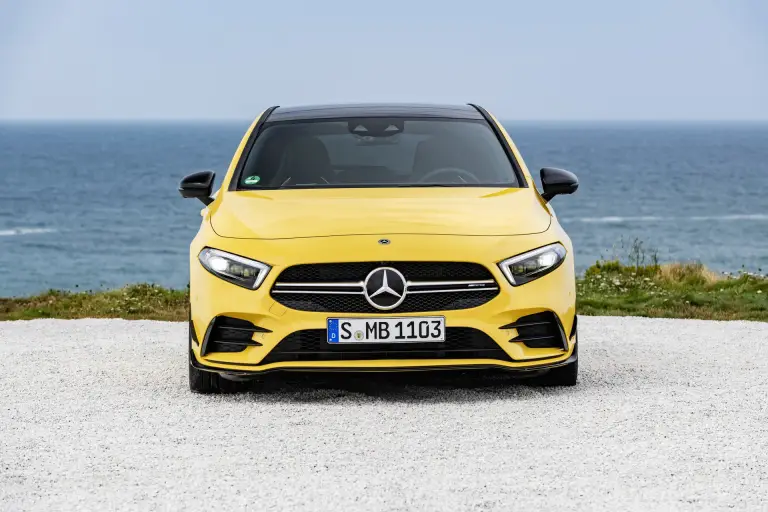 Mercedes-AMG A 35 - 2