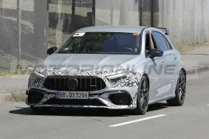 Mercedes-AMG A 45 2023 - Foto Spia 19-07-2022 - 11