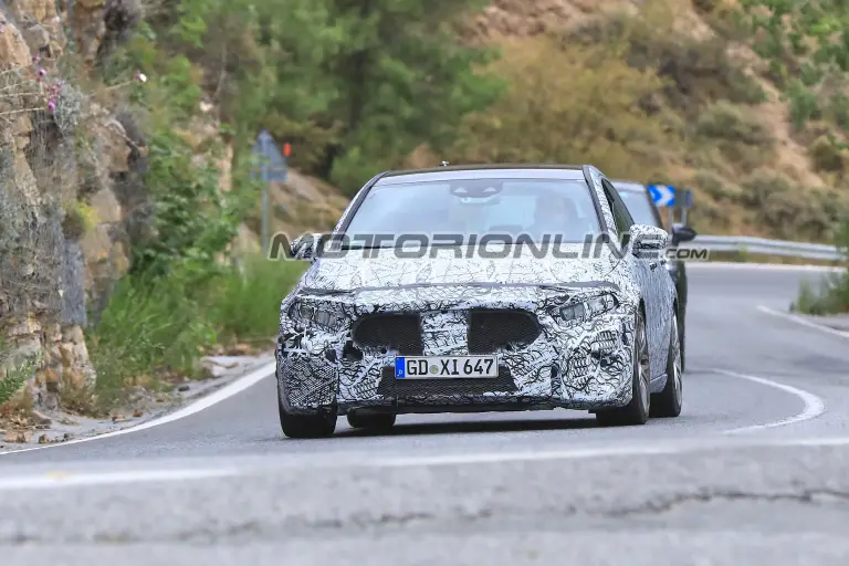 Mercedes AMG A 45 foto spia 2 Agosto 2017 - 1