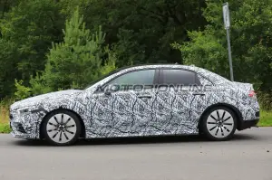 Mercedes-AMG A35 Sedan foto spia 21 giugno 2018