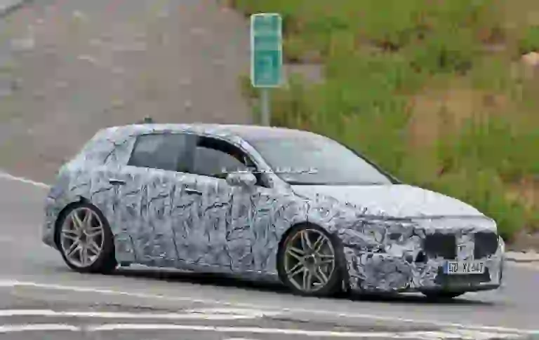 Mercedes-AMG A45 2018-2019 - 3