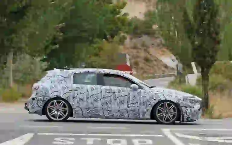 Mercedes-AMG A45 2018-2019 - 5