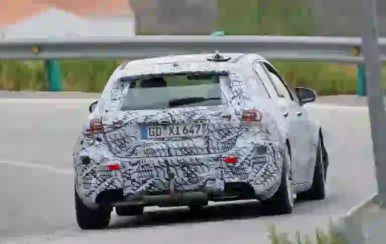 Mercedes-AMG A45 2018-2019 - 9