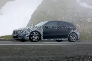 Mercedes-AMG A45 foto spia 20 giugno 2018