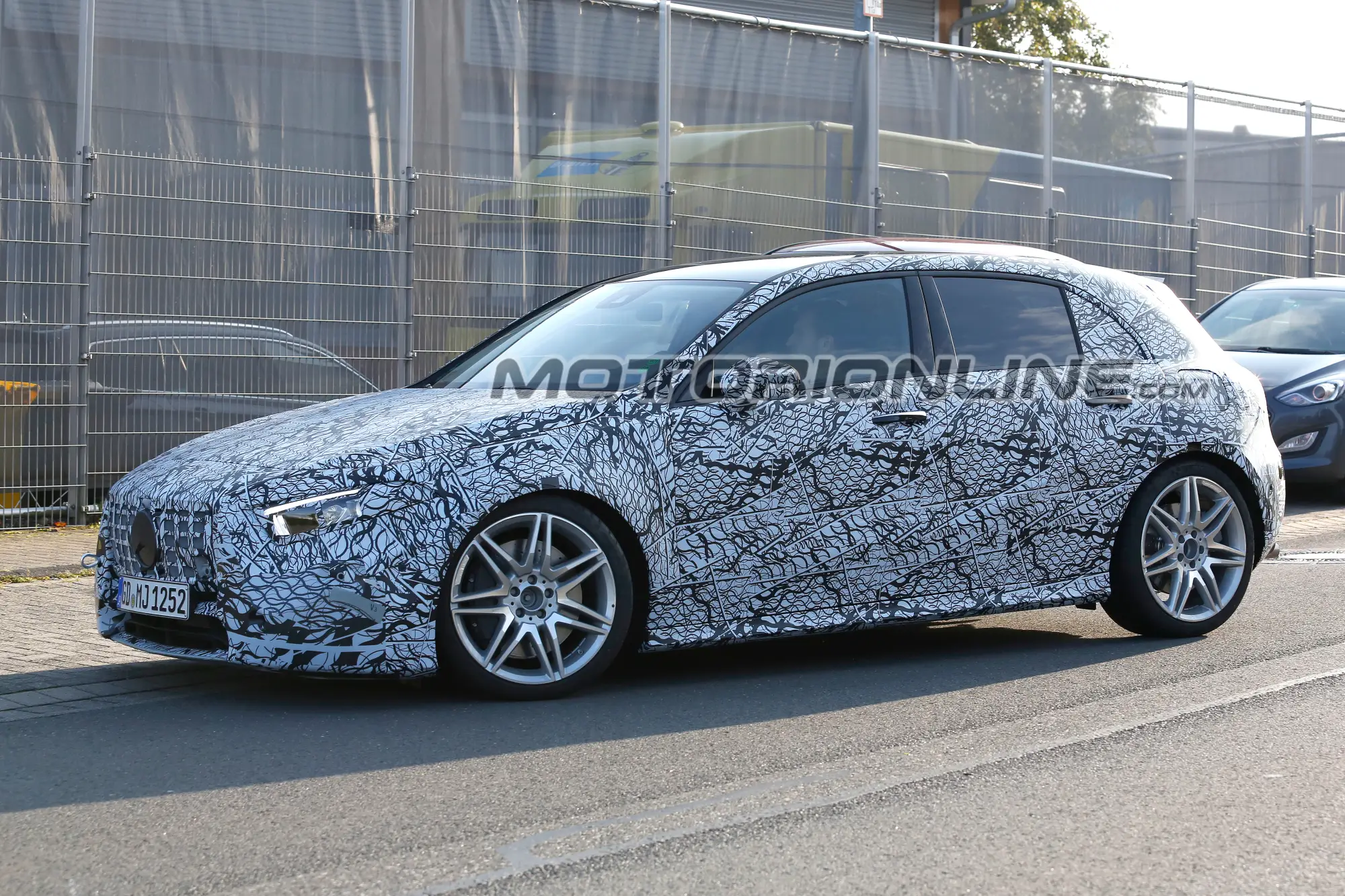 Mercedes-AMG A45 foto spia 20 settembre 2017 - 3