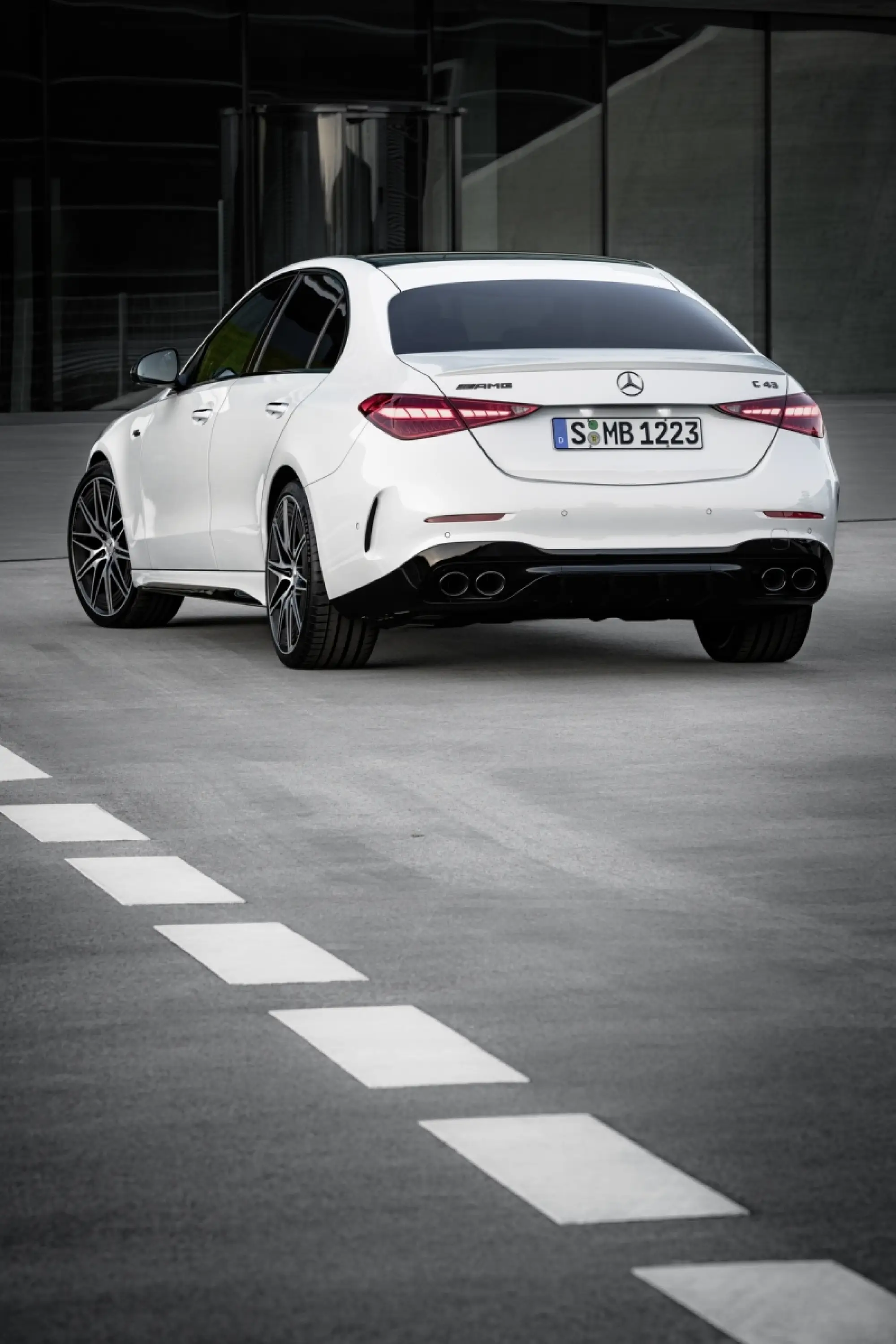 Mercedes-AMG C 43 2023 - Foto - 59