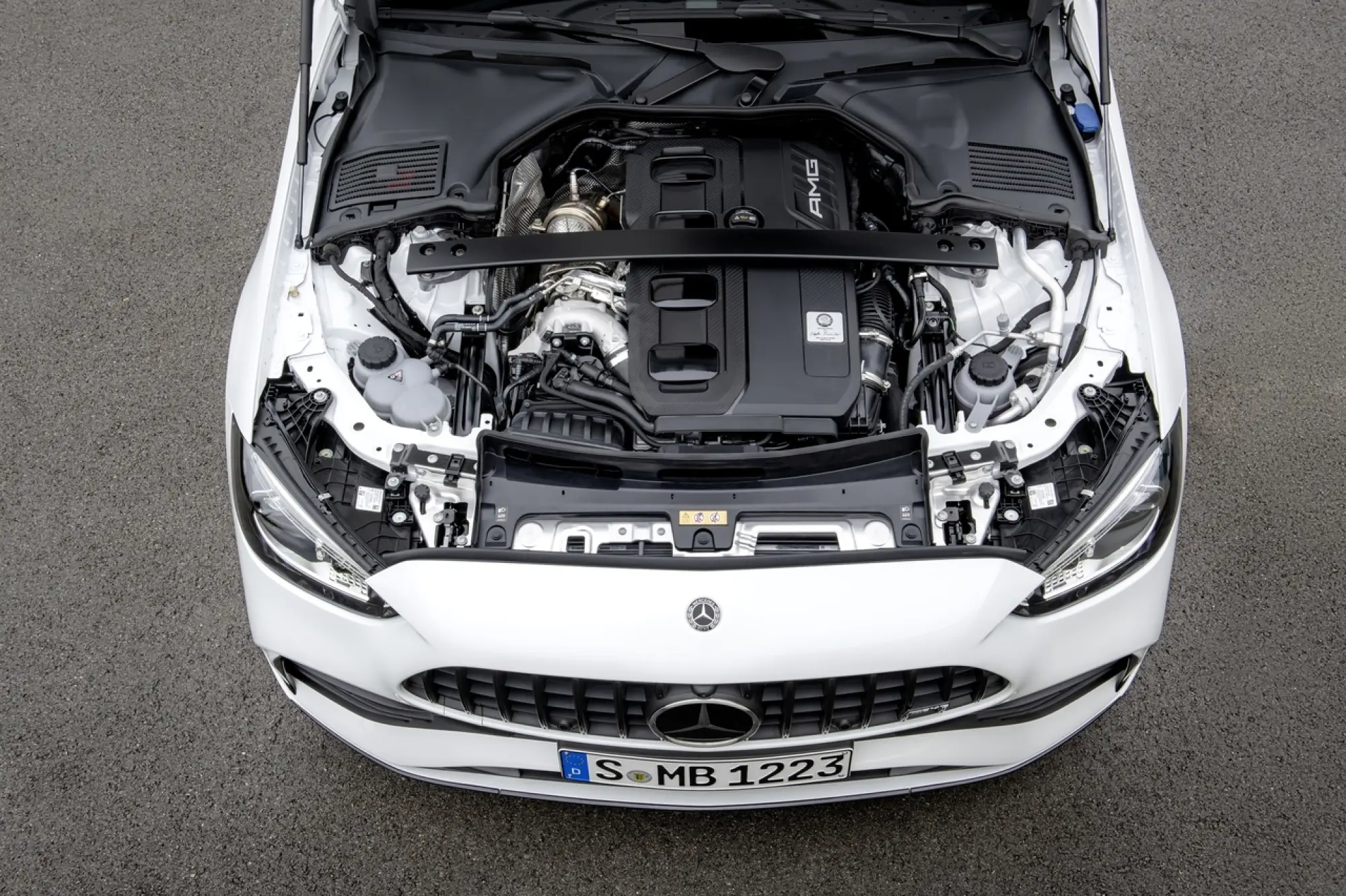 Mercedes-AMG C 43 2023 - Foto - 36