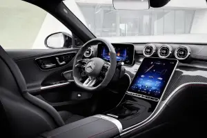 Mercedes-AMG C 43 2023 - Foto