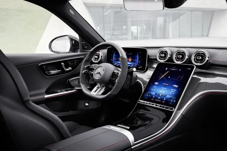 Mercedes-AMG C 43 2023 - Foto - 35