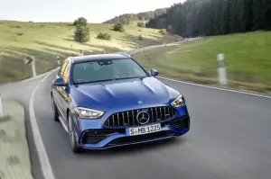 Mercedes-AMG C 43 2023 - Foto