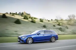 Mercedes-AMG C 43 2023 - Foto