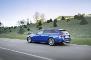 Mercedes-AMG C 43 2023 - Foto
