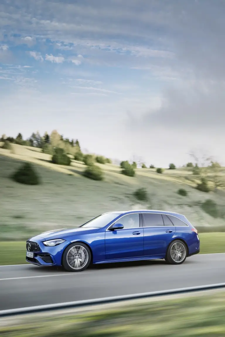 Mercedes-AMG C 43 2023 - Foto - 44