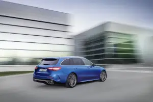 Mercedes-AMG C 43 2023 - Foto