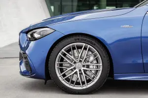 Mercedes-AMG C 43 2023 - Foto